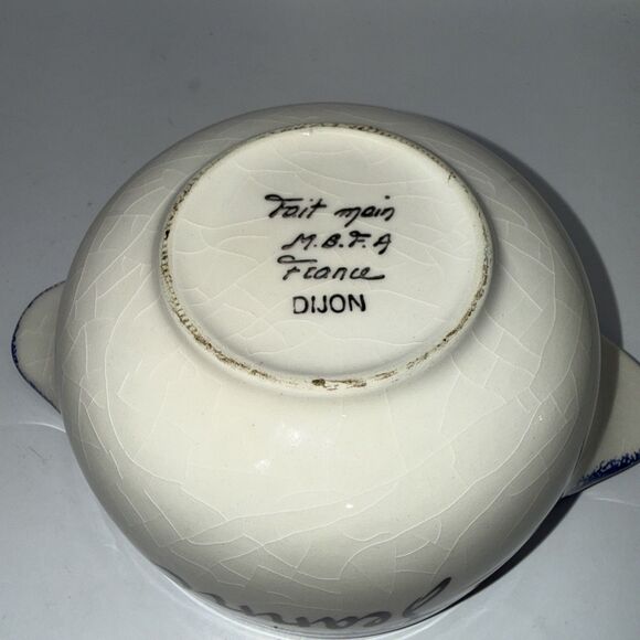 Pornic Bretagne France Pottery  Hand Painted Bowl with Handles Jeanne Guillauine - Picture 4 of 6